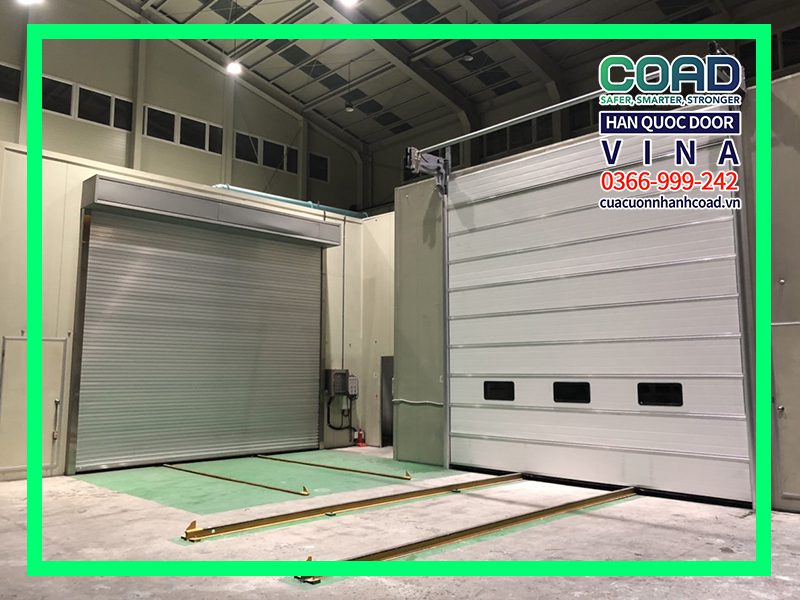 Cửa trượt trần dây xích