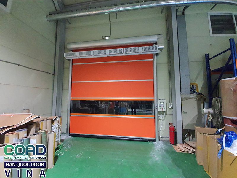 Quạt chắn gió cùng cửa cuốn pvc - cửa cuốn coad