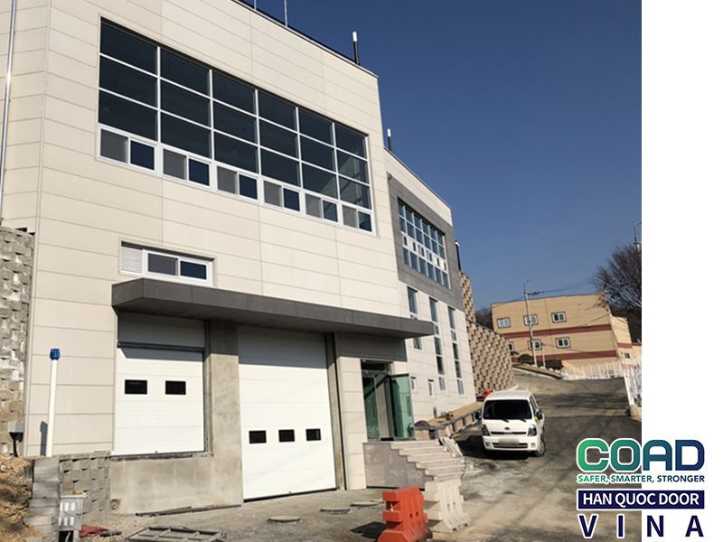 Cửa trượt trần c-30 - cửa cuốn coad