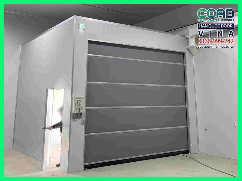 Lắp đặt cửa cuốn tốc độ cao tiêu chuẩn