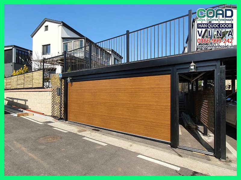 Cửa garage panel vân gỗ