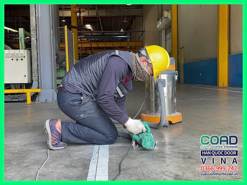 lắp đặt cửa cuốn nhanh an toàn coad