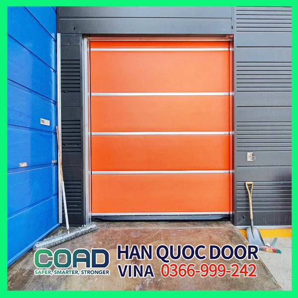 Lắp đặt cửa cuốn nhanh bên trong hay bên ngoài - COAD VINA