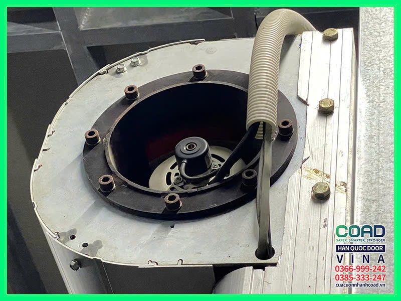 Cấu tạo liên kết bulong của cửa cuốn nhanh COAD
