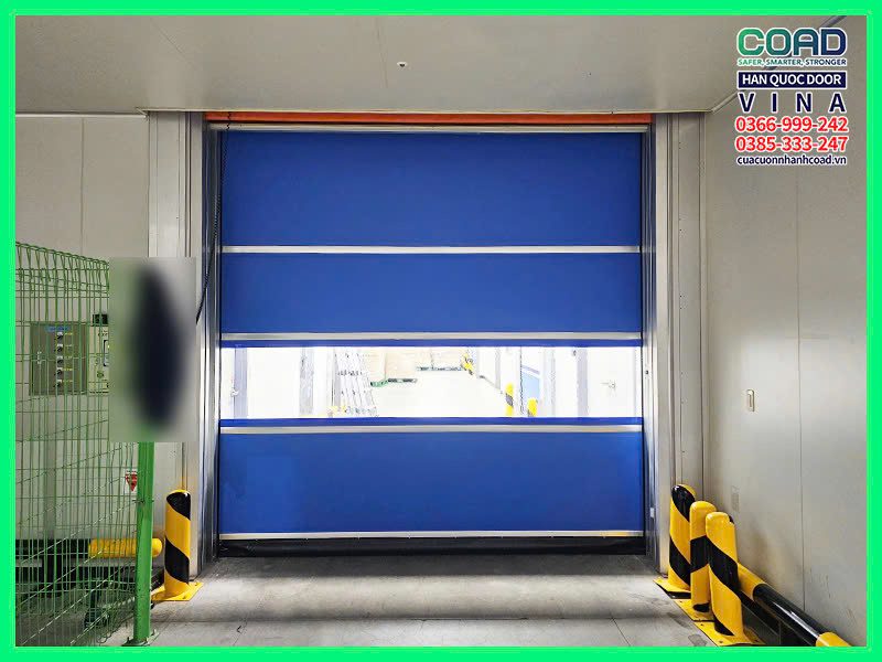 Cửa cuốn đóng mở nhanh tiêu chuẩn màu xanh dương - COAD VINA