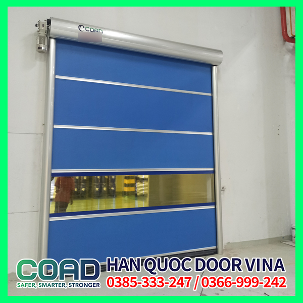 Cửa cuốn nhựa PVC giải pháp giảm thiểu tai nạn trong nhà máy hiệu quả