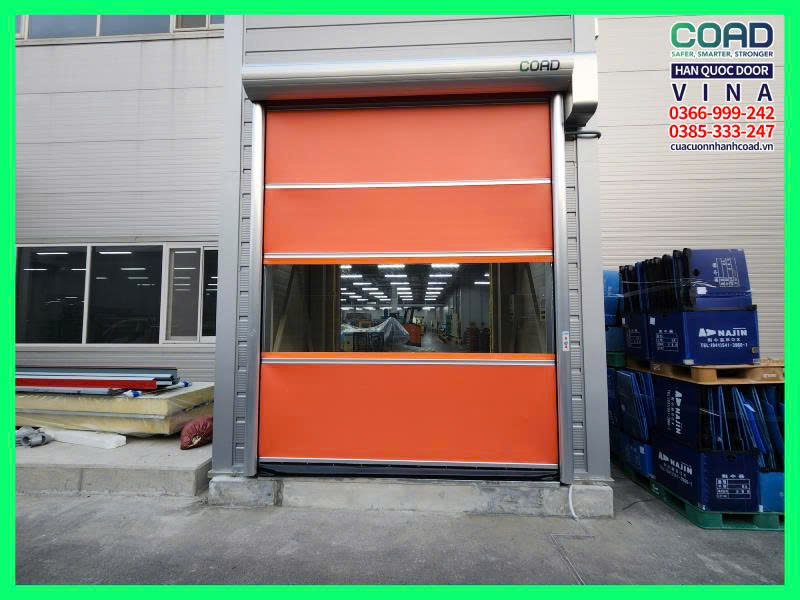 cửa cuốn nhanh pvc c-1 deluxe trong nhà máy dược phẩm